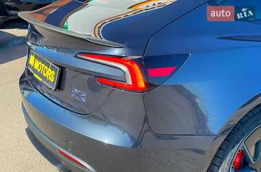 Седан Tesla Model 3 2024 в Киеве
