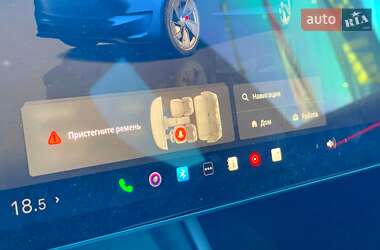 Седан Tesla Model 3 2024 в Киеве