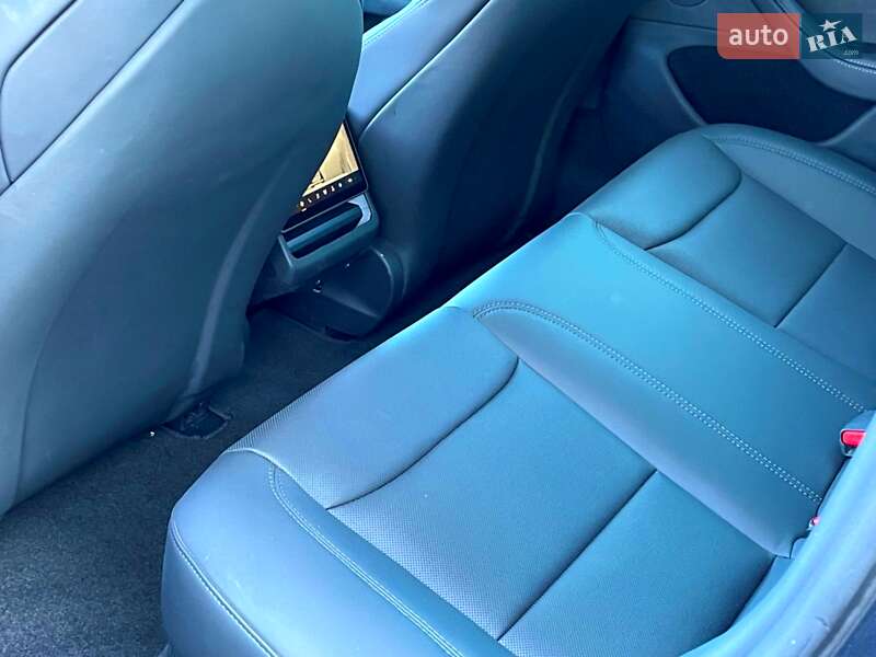 Седан Tesla Model 3 2024 в Киеве фото 64 Седан Tesla Model 3 2024 в Киеве