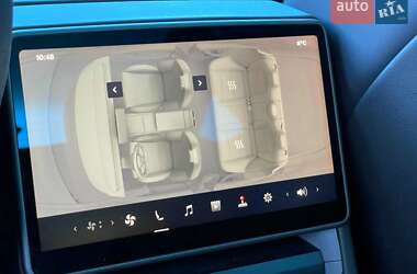 Седан Tesla Model 3 2024 в Киеве