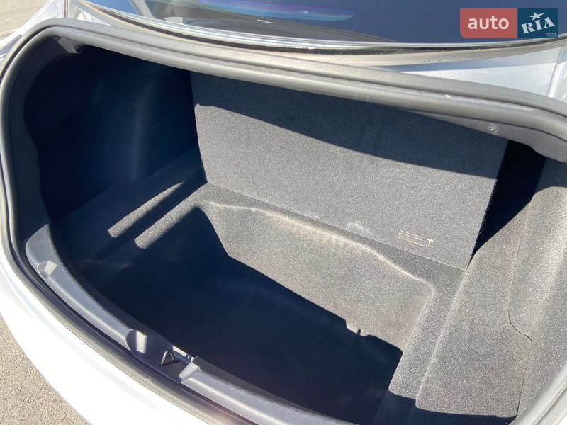 Седан Tesla Model 3 2018 в Львове фото 12 Седан Tesla Model 3 2018 в Львове