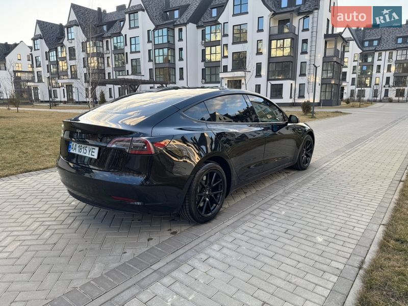 Седан Tesla Model 3 2023 в Киеве фото 5 Седан Tesla Model 3 2023 в Киеве