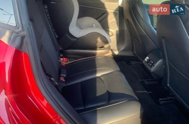 Седан Tesla Model 3 2022 в Виннице
