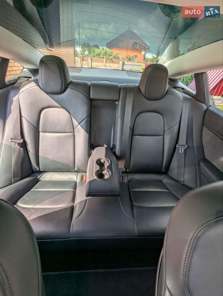 Седан Tesla Model 3 2020 в Березному фото 11 Седан Tesla Model 3 2020 в Березному