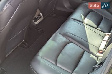 Седан Tesla Model 3 2020 в Березному