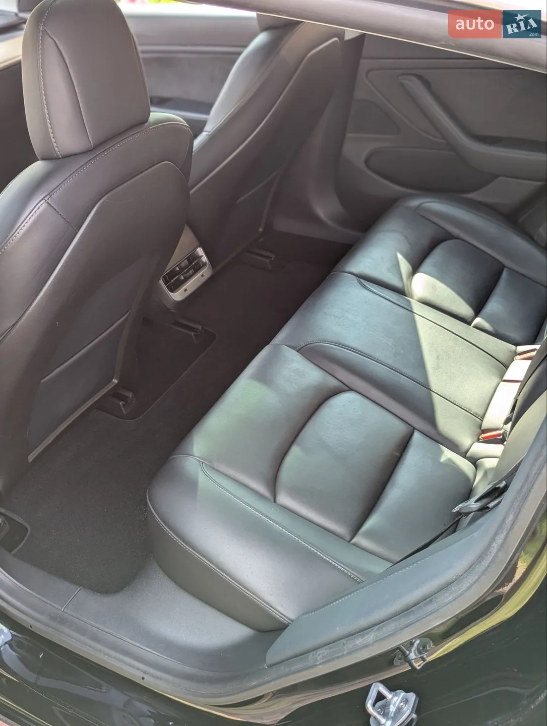 2020 Tesla Model 3 - мініатюра 15