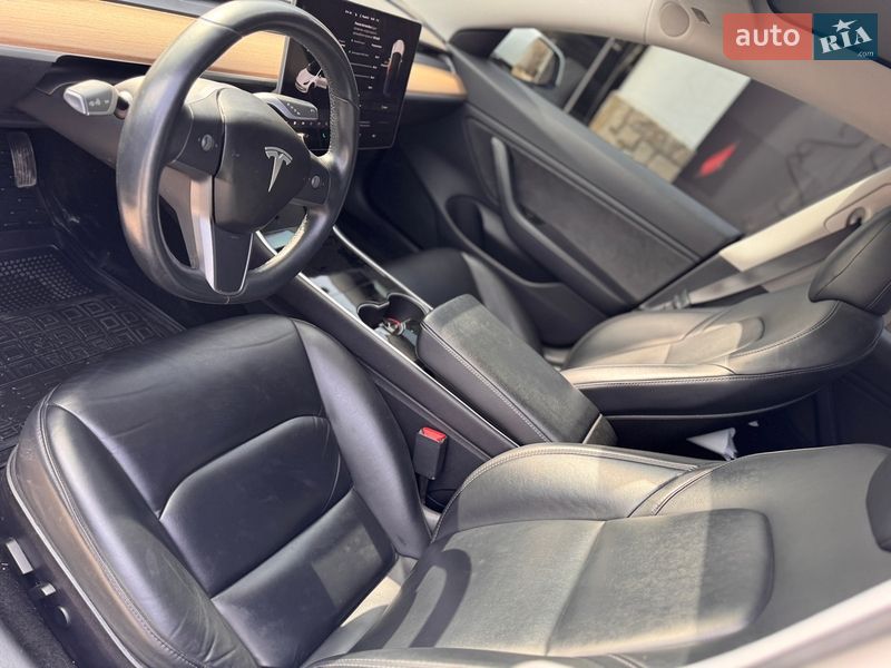 Седан Tesla Model 3 2019 в Харькове фото 12 Седан Tesla Model 3 2019 в Харькове