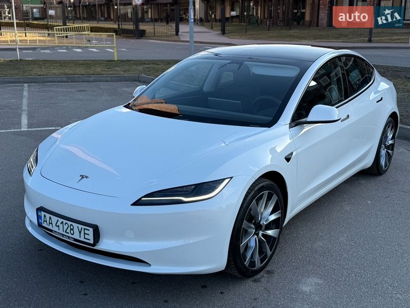 Седан Tesla Model 3 2024 в Києві фото 15 Седан Tesla Model 3 2024 в Києві