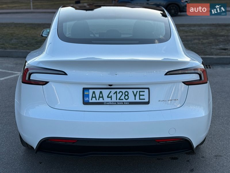 Седан Tesla Model 3 2024 в Києві фото 20 Седан Tesla Model 3 2024 в Києві