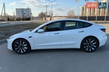 Седан Tesla Model 3 2024 в Киеве