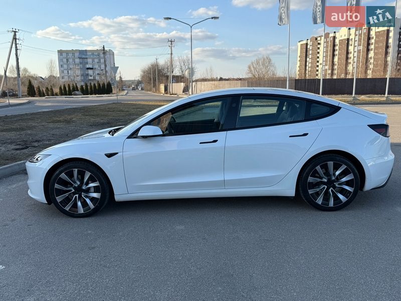 Седан Tesla Model 3 2024 в Києві фото 24 Седан Tesla Model 3 2024 в Києві