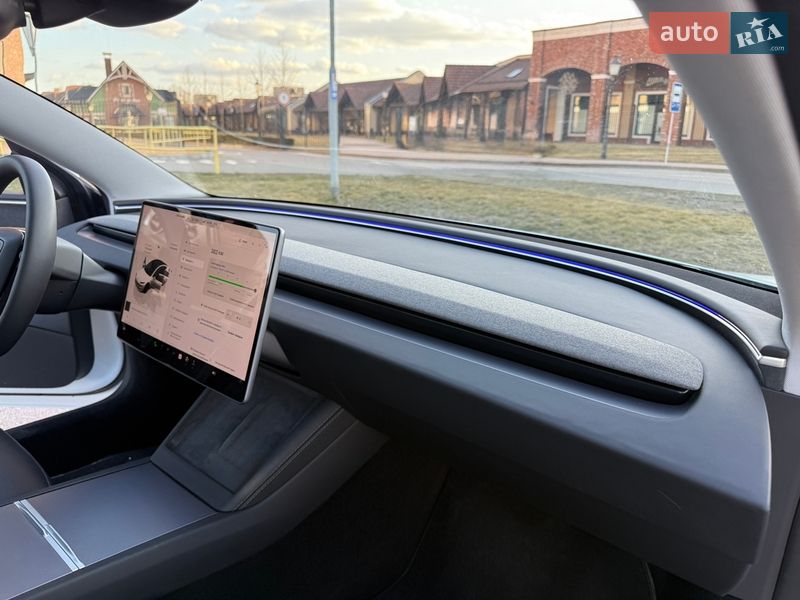 Седан Tesla Model 3 2024 в Києві фото 28 Седан Tesla Model 3 2024 в Києві