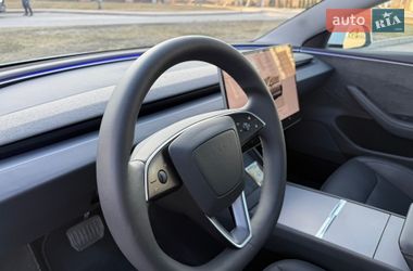 Седан Tesla Model 3 2024 в Киеве