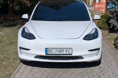 Седан Tesla Model 3 2023 в Львове