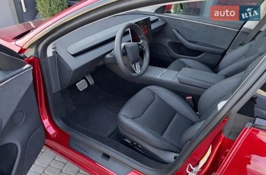 Седан Tesla Model 3 2024 в Ивано-Франковске