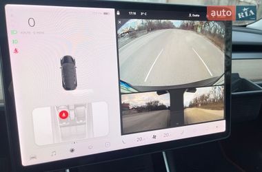 Седан Tesla Model 3 2019 в Днепре