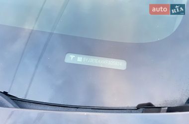 Седан Tesla Model 3 2019 в Днепре