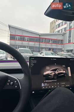 Седан Tesla Model 3 2025 в Черновцах фото 10 Седан Tesla Model 3 2025 в Черновцах