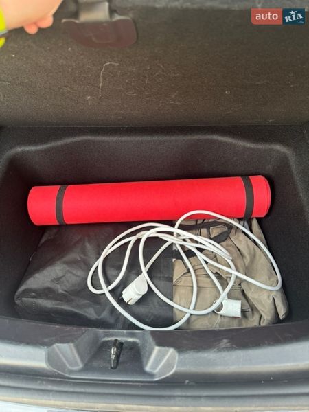 Седан Tesla Model 3 2022 в Києві фото 10 Седан Tesla Model 3 2022 в Києві