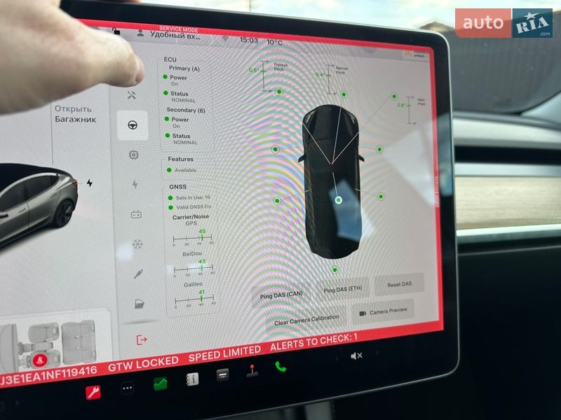 Седан Tesla Model 3 2022 в Виннице