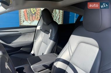 Седан Tesla Model 3 2023 в Киеве