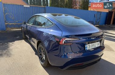 Седан Tesla Model 3 2024 в Киеве