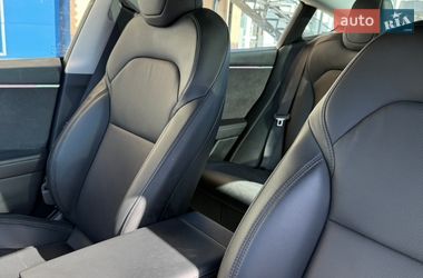 Седан Tesla Model 3 2024 в Киеве
