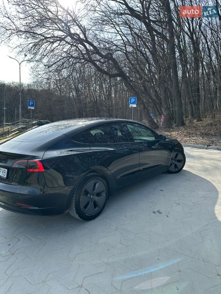 Седан Tesla Model 3 2022 в Тернополі