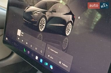 Седан Tesla Model 3 2022 в Запорожье