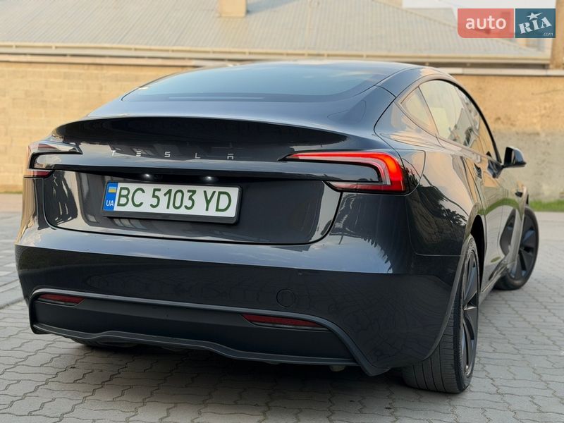 Седан Tesla Model 3 2024 в Стрию фото 16 Седан Tesla Model 3 2024 в Стрию