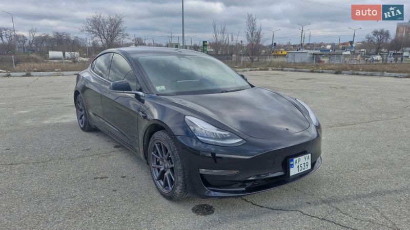 Седан Tesla Model 3 2019 в Запорожье