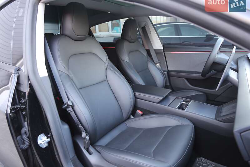 Седан Tesla Model 3 2024 в Києві