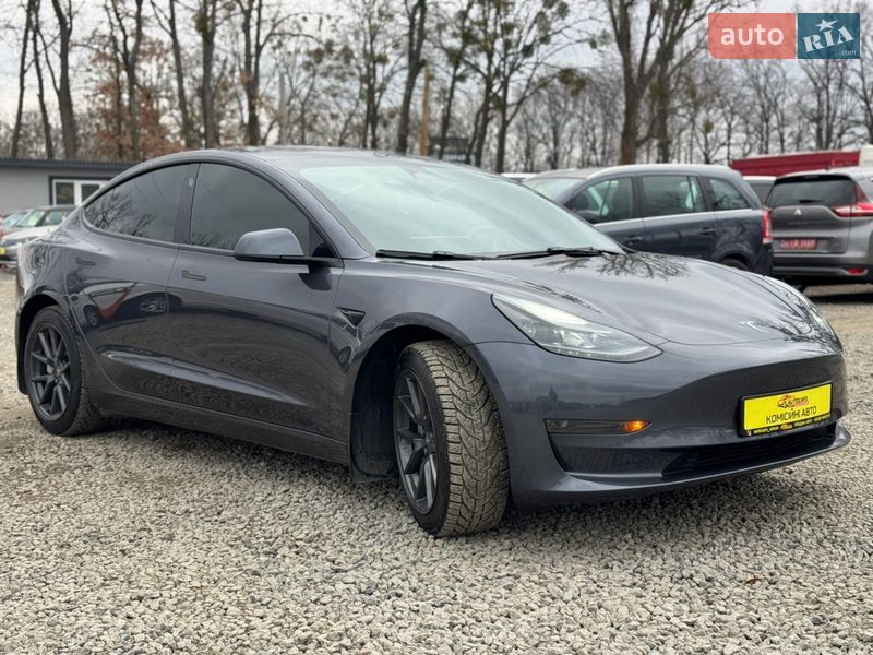 Седан Tesla Model 3 2023 в Умани фото 2 Седан Tesla Model 3 2023 в Умани