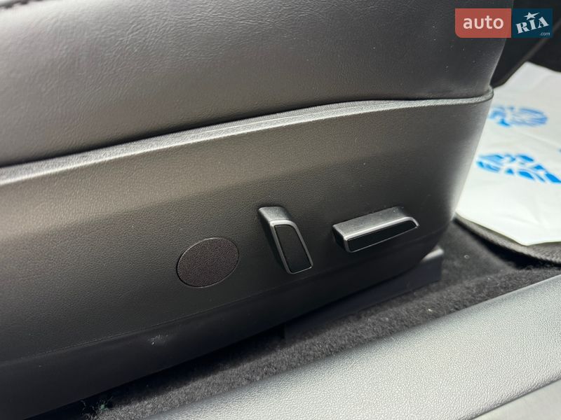 Седан Tesla Model 3 2023 в Умани фото 25 Седан Tesla Model 3 2023 в Умани