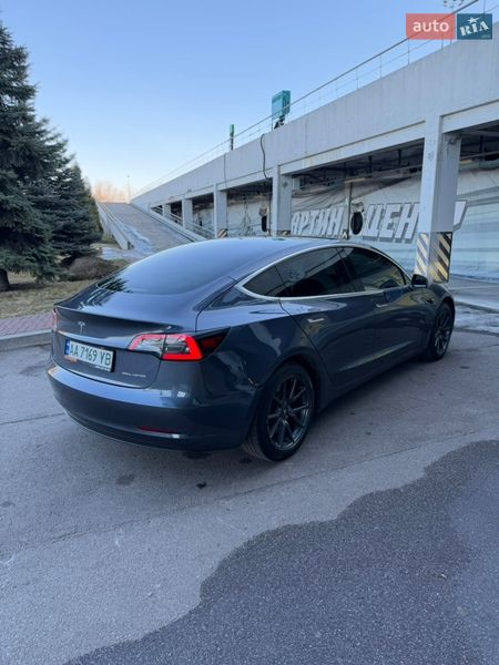 Седан Tesla Model 3 2019 в Киеве фото 22 Седан Tesla Model 3 2019 в Киеве