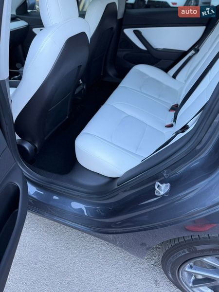 Седан Tesla Model 3 2019 в Киеве фото 54 Седан Tesla Model 3 2019 в Киеве
