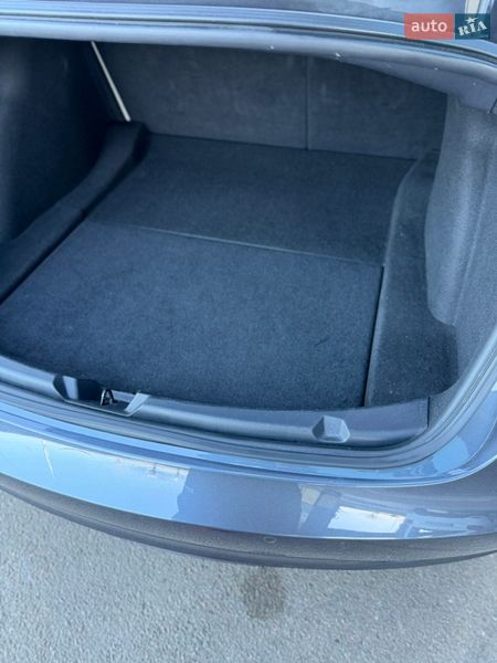 Седан Tesla Model 3 2019 в Киеве фото 57 Седан Tesla Model 3 2019 в Киеве
