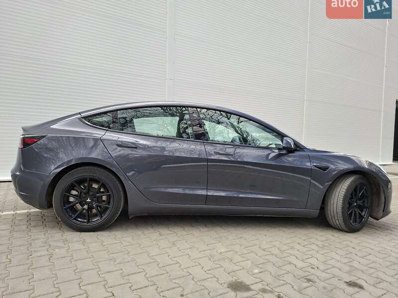 Седан Tesla Model 3 2021 в Львове фото 6 Седан Tesla Model 3 2021 в Львове