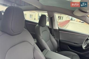 Седан Tesla Model 3 2025 в Дніпрі