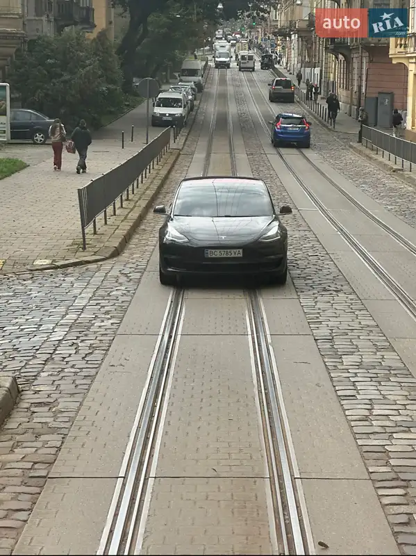 Tesla Model 3 2018