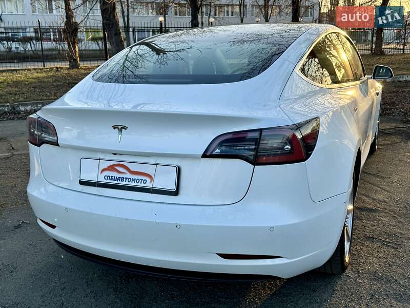 Седан Tesla Model 3 2019 в Києві фото 14 Седан Tesla Model 3 2019 в Києві