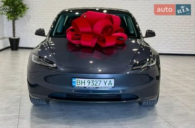 Седан Tesla Model 3 2025 в Одессе