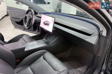 Седан Tesla Model 3 2025 в Одессе
