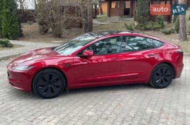 Седан Tesla Model 3 2024 в Новояворовске