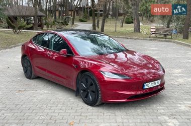 Седан Tesla Model 3 2024 в Новояворовске