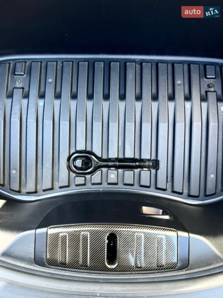Седан Tesla Model 3 2021 в Львове фото 37 Седан Tesla Model 3 2021 в Львове