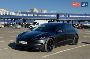 Седан Tesla Model 3 2024 в Киеве