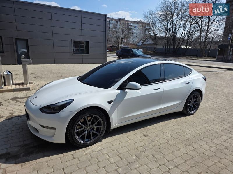 Седан Tesla Model 3 2022 в Каменец-Подольском фото 2 Седан Tesla Model 3 2022 в Каменец-Подольском