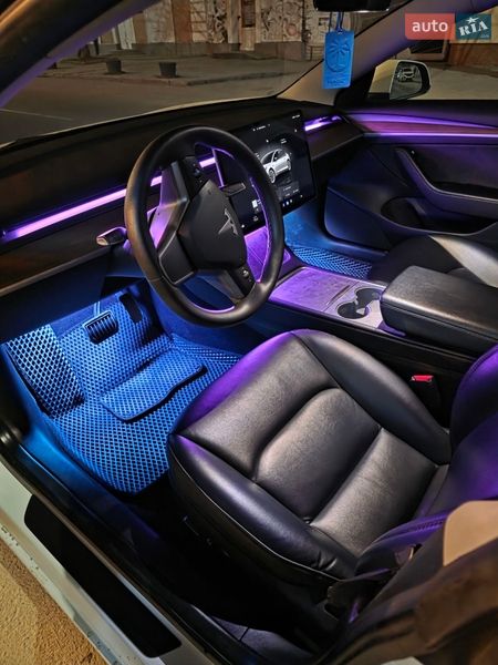 Седан Tesla Model 3 2022 в Каменец-Подольском фото 11 Седан Tesla Model 3 2022 в Каменец-Подольском