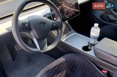 Седан Tesla Model 3 2022 в Киеве